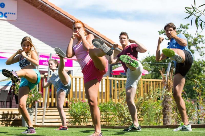 Camping Officiel Siblu Domaine De Soulac Esterno foto